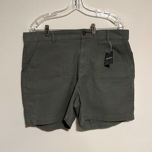 Eddie Bauer Adventure Ripstop Short-Size 14 NWT